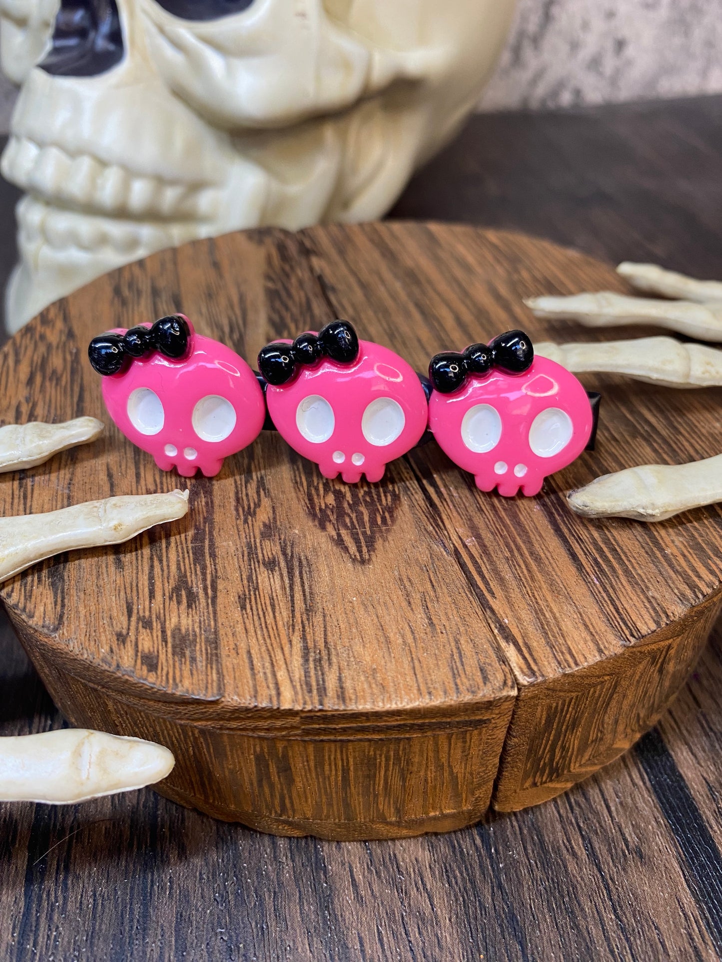 Skull Hair Clips with Bow - Spooky Kawaii Hair Accessories - Pastel Goth, Cosplay, and Halloween Hair Clip, Cute Pink Halloween