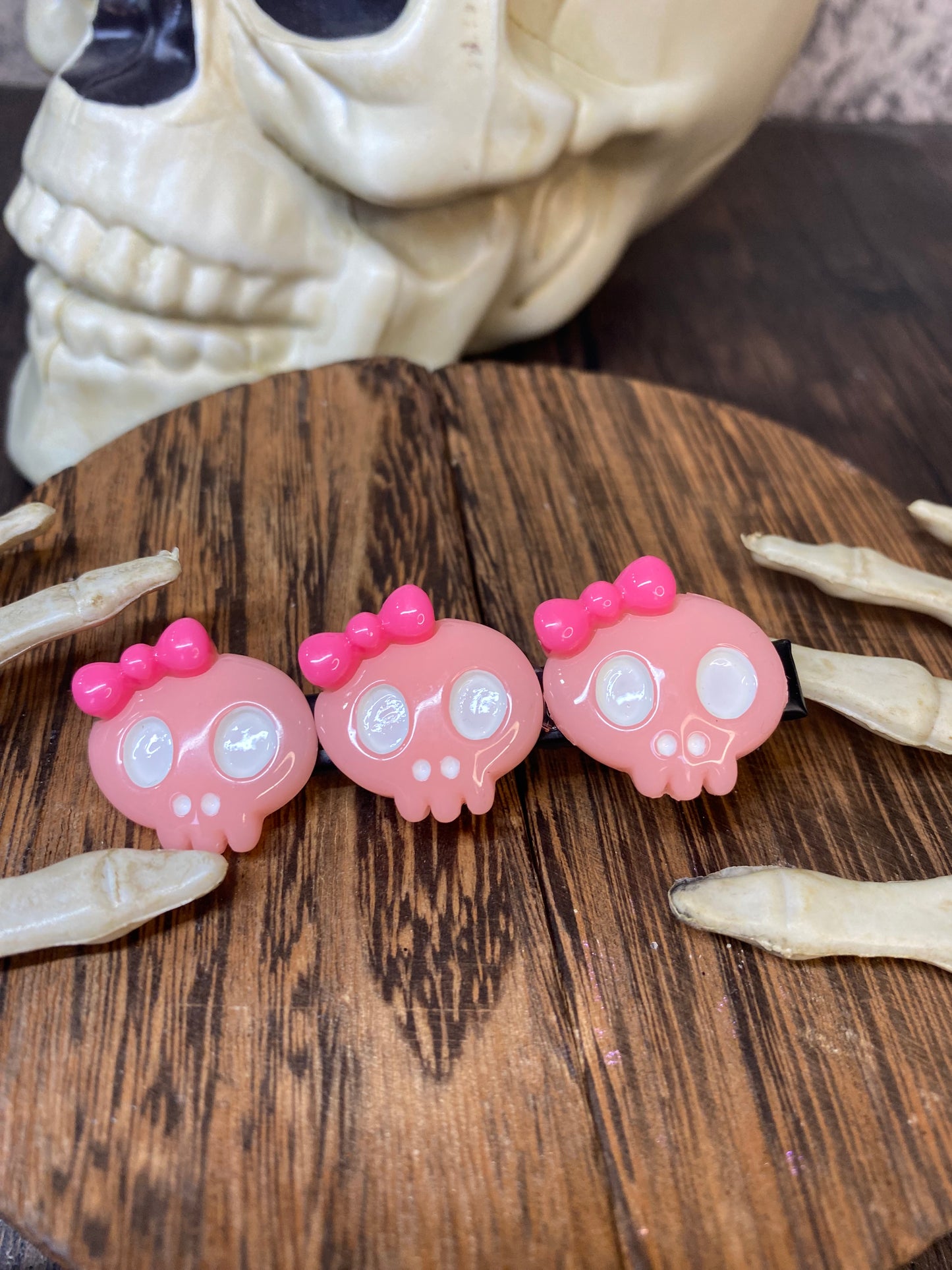 Skull Hair Clips with Bow - Spooky Kawaii Hair Accessories - Pastel Goth, Cosplay, and Halloween Hair Clip, Cute Pink Halloween