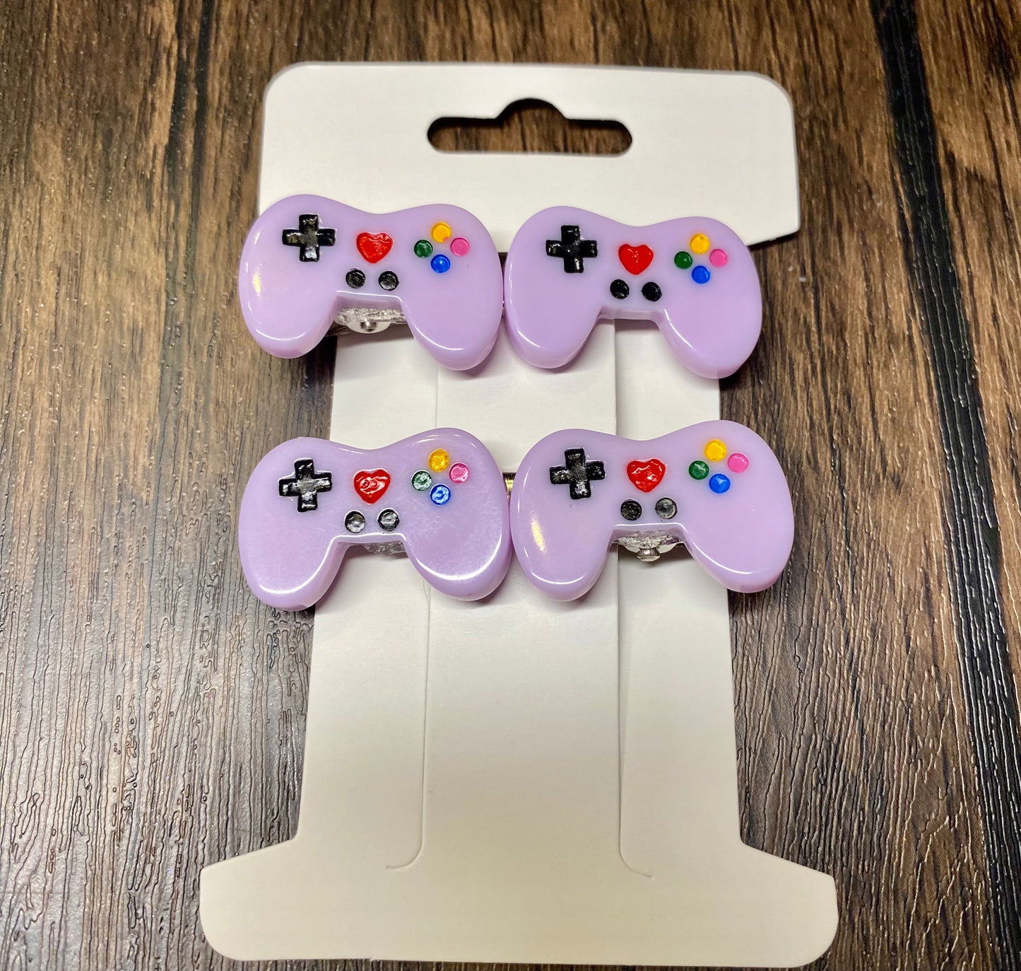 Brightly Colored Resin Game Controller Hair Clip - Trendy Hair Accessory for Gamers