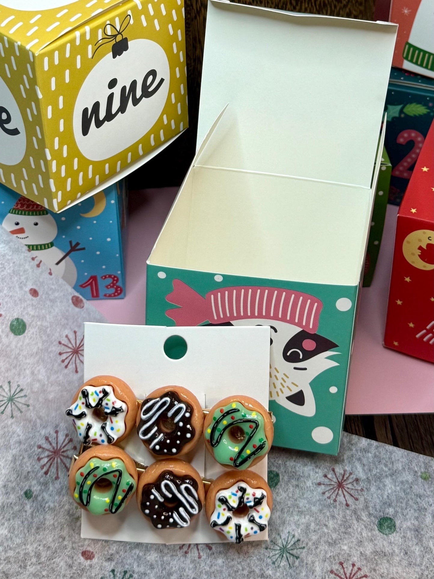 Accessory Advent Calendar 2025 | 24 Days Hair Clips Earrings | Christmas Countdown Gift Box Girls Women Jewelry Holiday Surprise