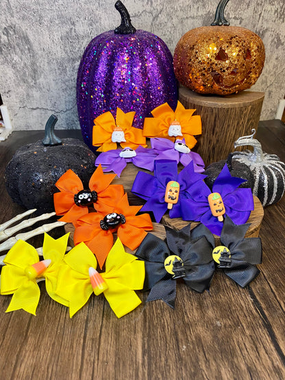 Custom Halloween 3” Hair Bow with 1.5” Clip | Spooky Cute Halloween Hair Accessories | Kids Halloween Hairbows | Trick or Treat Hair Clips.