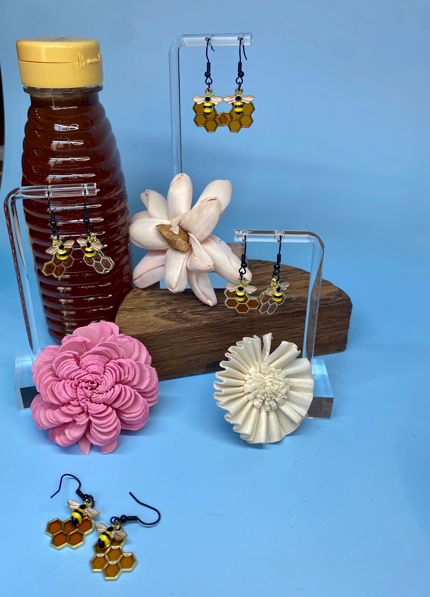 Bee Earrings, Handmade Honeycomb and Bee Fishhook Earrings, Nature-Inspired Jewelry, Unique Gift