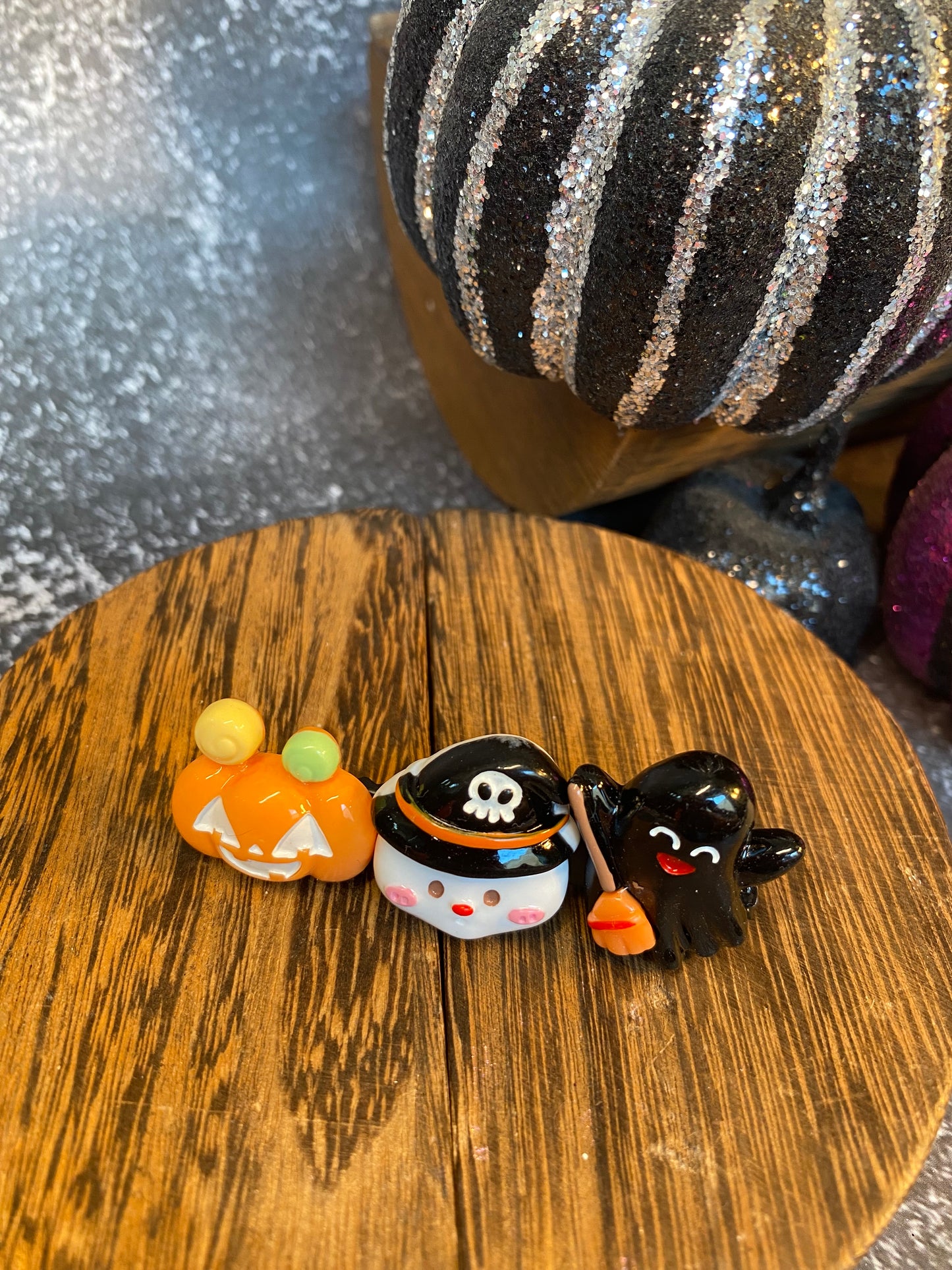 Halloween Themed Colorful Hair Clips | Spooky Cute Accessories | Ghost, Pumpkin, Witch Hat & More | Perfect for Halloween Costumes & Parties