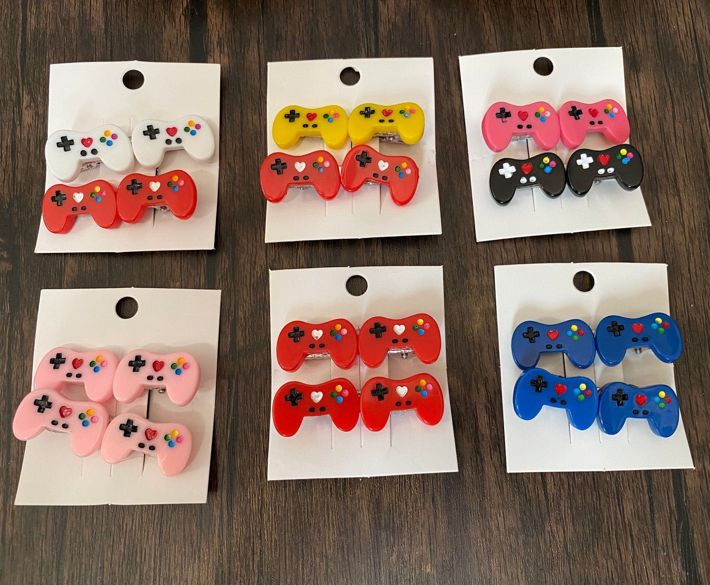 Brightly Colored Resin Game Controller Hair Clip - Trendy Hair Accessory for Gamers