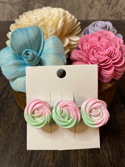 Pastel Merengue Cookie Hairclip, Colorful 2.5” Flower Icing Barrette