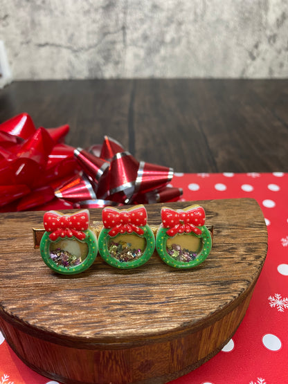 Christmas Shaker Hair Clip Accessories, Handcrafted Polymer Clay Holiday themed clips with red and green “shaker “ beads in center.  Cute Christmas Hair Clips