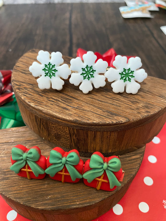 Holiday Themed Hair Clips, Cute Christmas Hair Accessory, Many varieties including Bears, Santa, Hats/Mittens, Poinsettias, Wreaths, Stockings, Presents, Christmas Trees