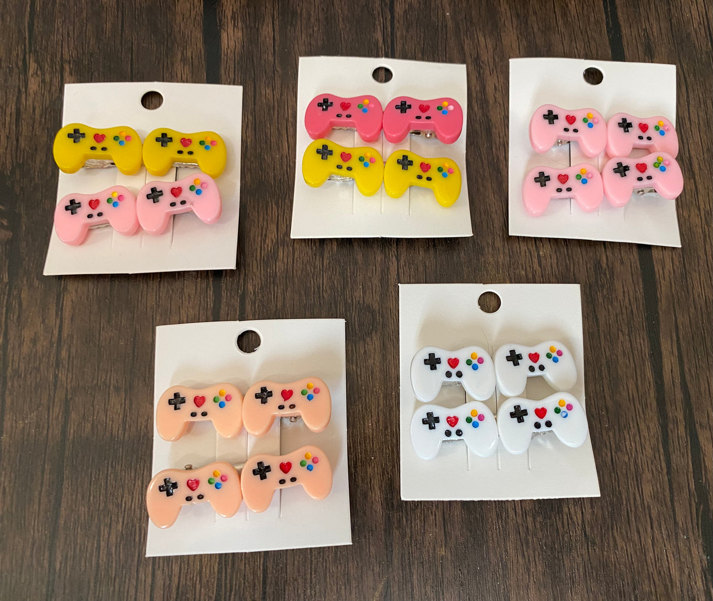 Brightly Colored Resin Game Controller Hair Clip - Trendy Hair Accessory for Gamers