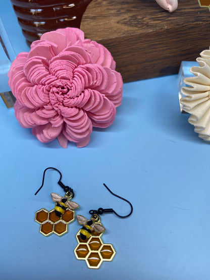 Bee Earrings, Handmade Honeycomb and Bee Fishhook Earrings, Nature-Inspired Jewelry, Unique Gift