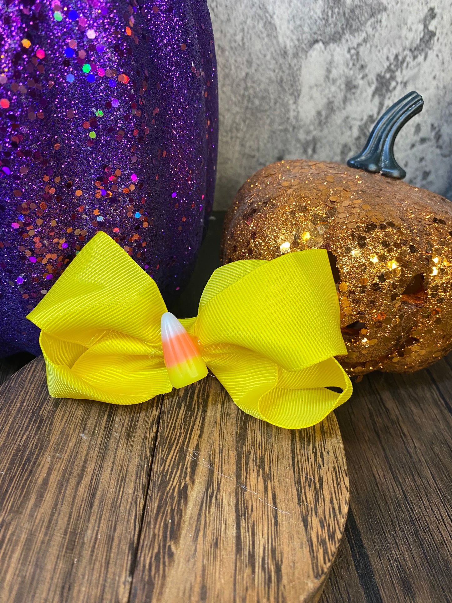 Custom  Halloween Hair Bows - 4" Handmade Ribbon Bow with 2" Clip - Cute Halloween Hair Accessories - Spooky and Fun Hair Bow Clip