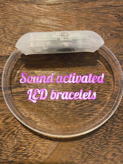 LED Light-Up Sound Activated Bracelet, Music Activated for Concerts, Sport, Outdoor Events, and Party Atmosphere for Enhanced Experience